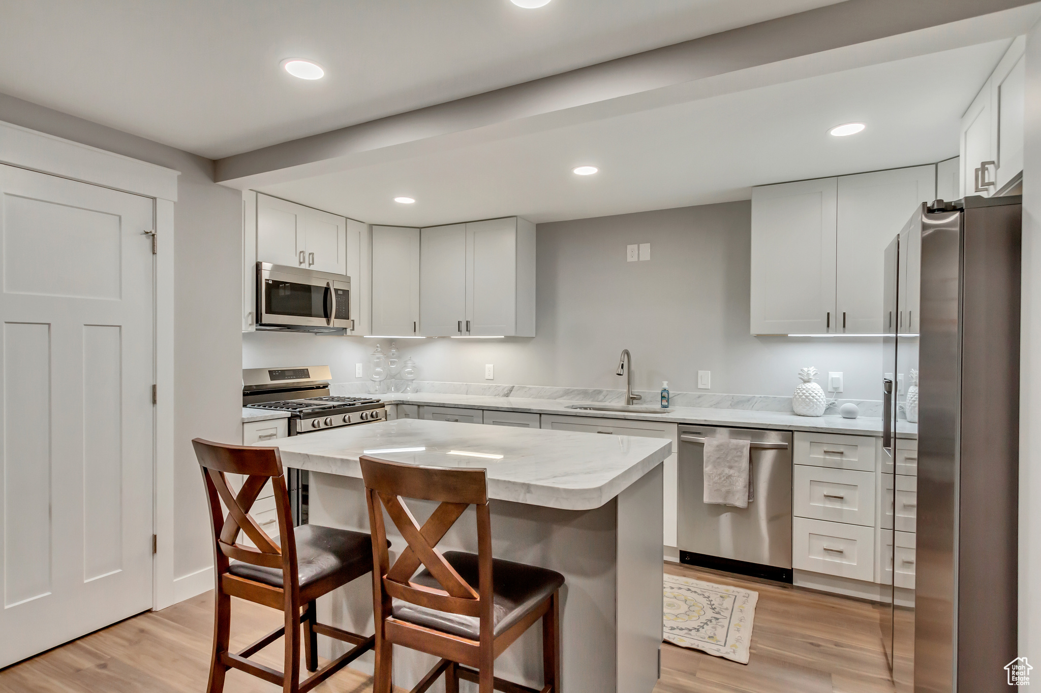 HUGHES ESTATES - Residential