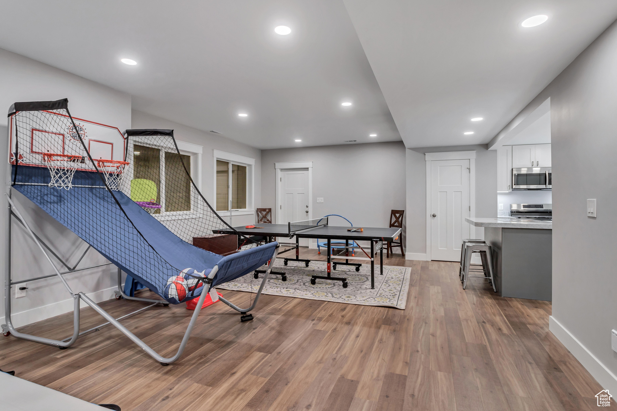 HUGHES ESTATES - Residential