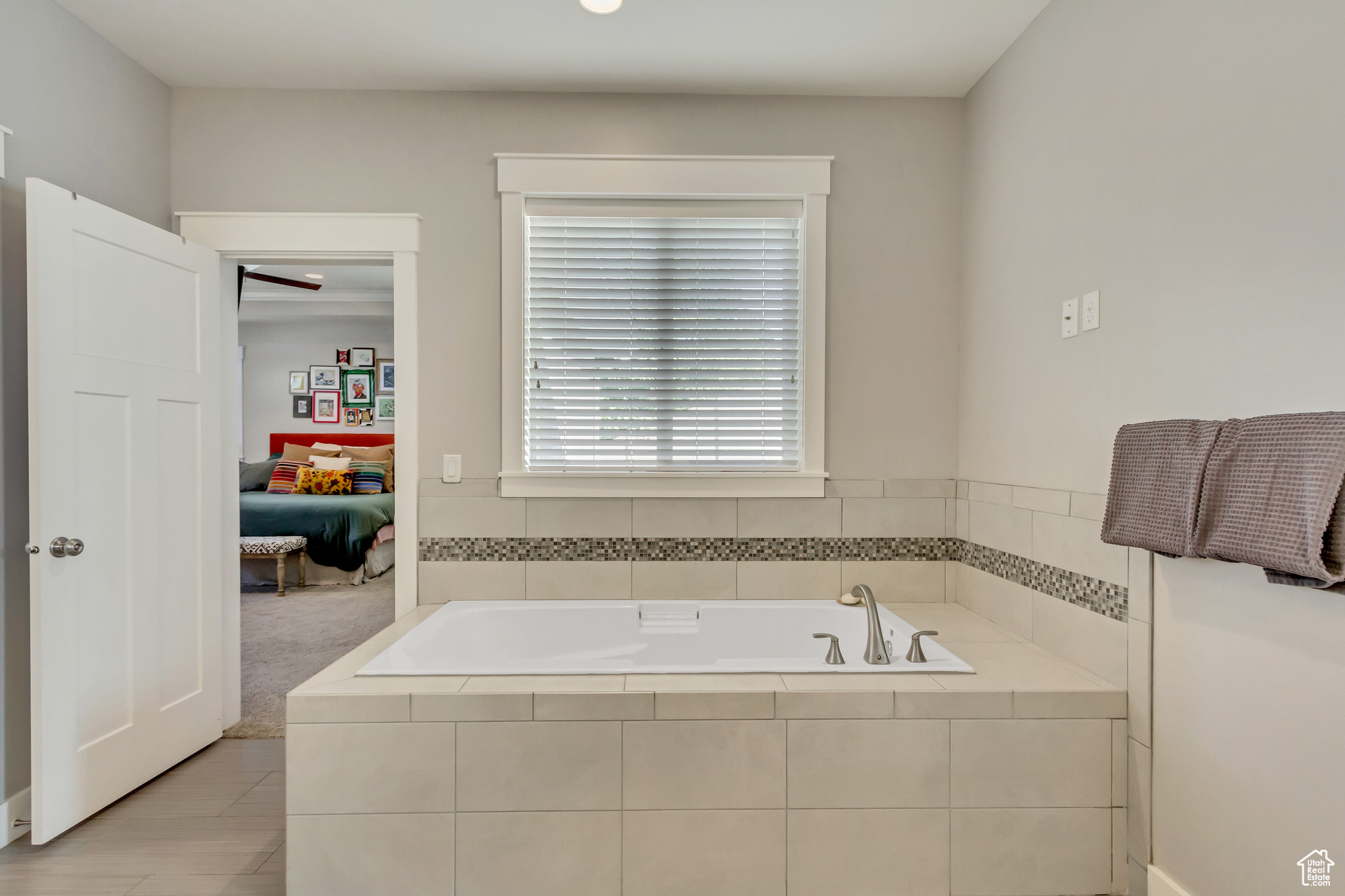 HUGHES ESTATES - Residential