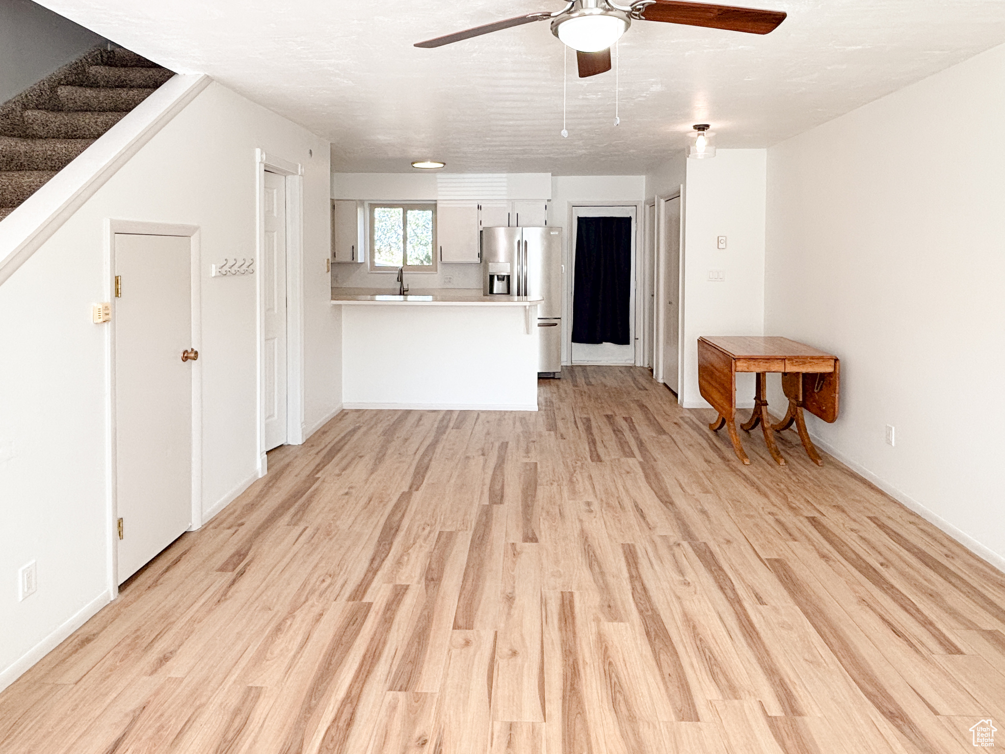 HILLSIDE VILLAS - Residential