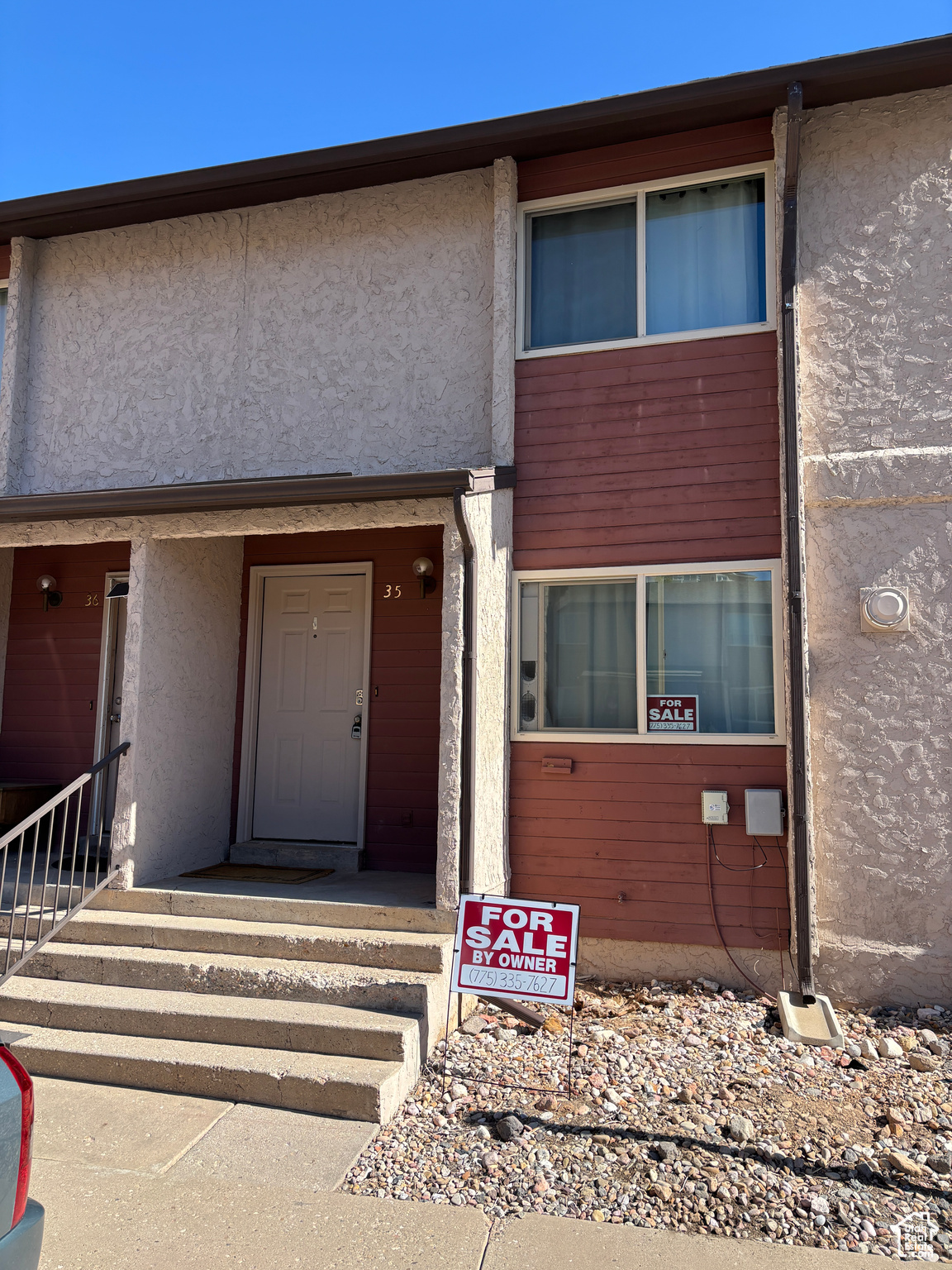 HILLSIDE VILLAS - Residential