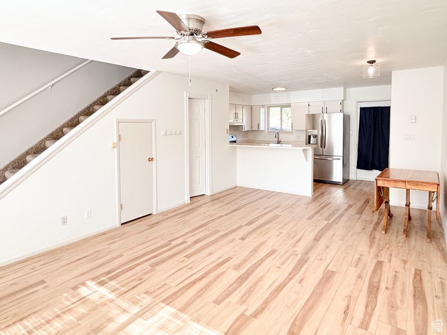 Great investment property, starter home, or student housing! Walking distance to SUU! Unit includes washer / dryer and updated kitchen appliances. Private fenced backyard allows for a little extra relaxation and storage.   Priced for a quick sale!  Square footage figures are provided as a courtesy estimate only and were obtained from tax records .  Buyer is advised to obtain an independent measurement.