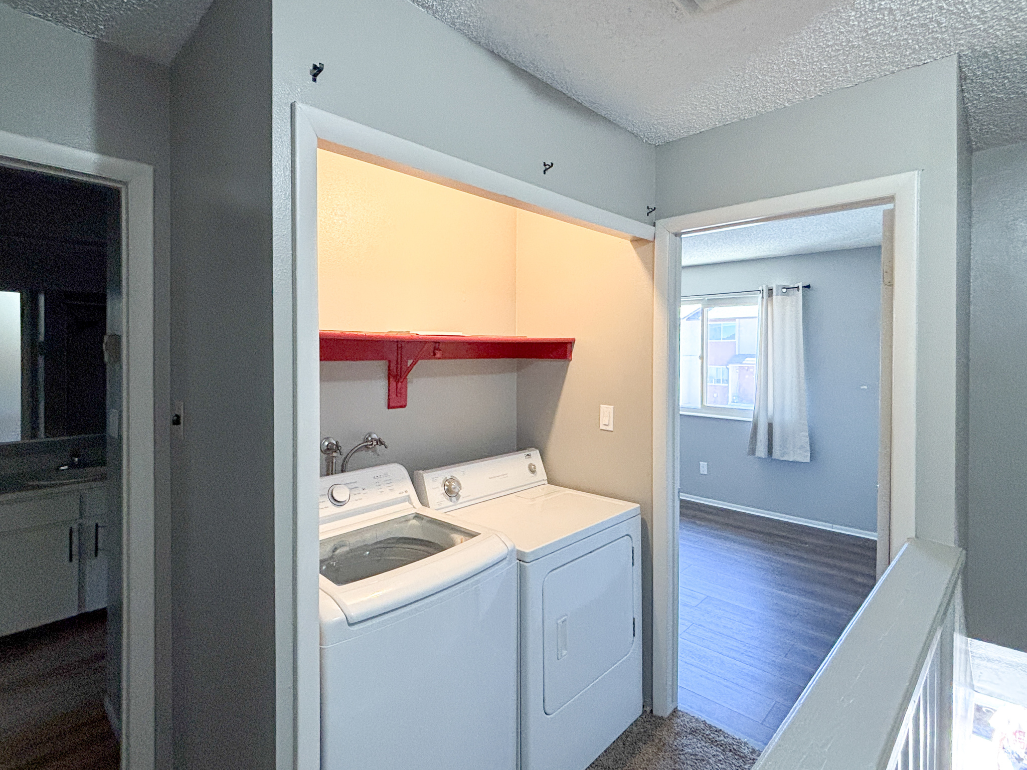 HILLSIDE VILLAS - Residential