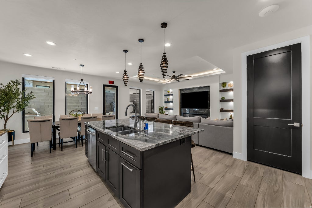 Photo of 5235 W 2360 S #102, Hurricane, UT 84737 (MLS # 2185565)