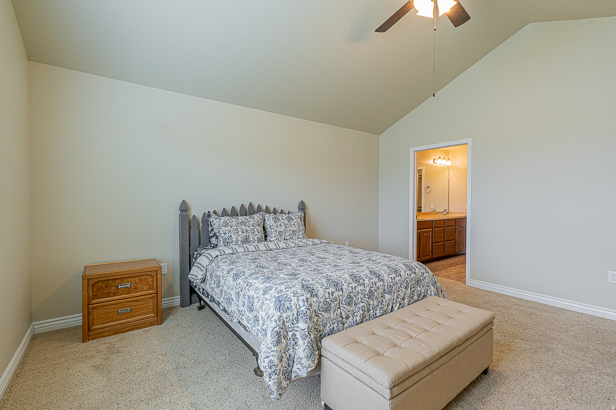 TOWNE CENTER VILLAS - Residential