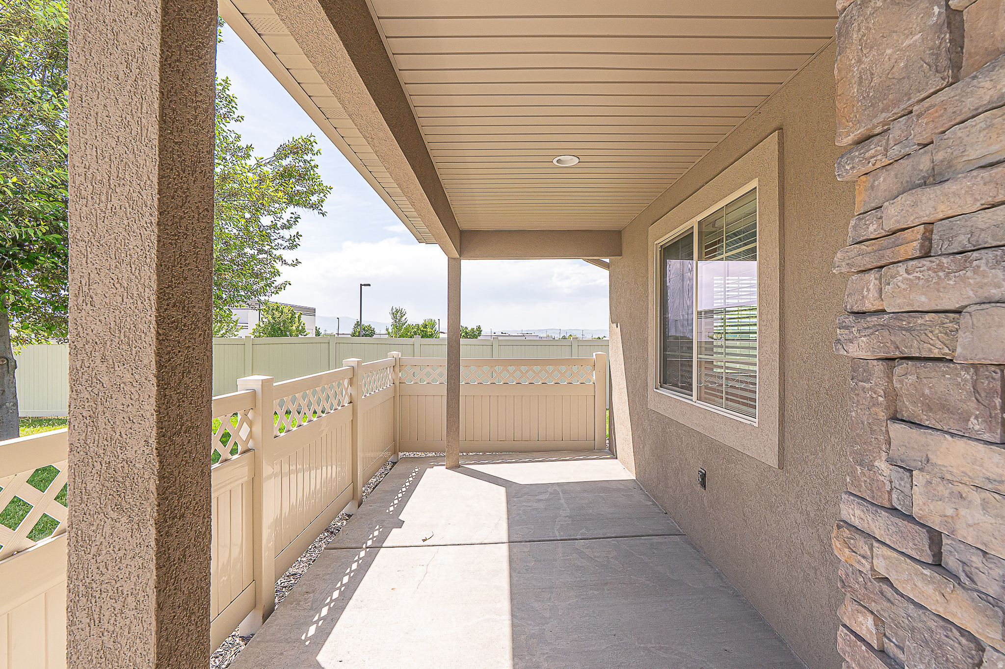 TOWNE CENTER VILLAS - Residential