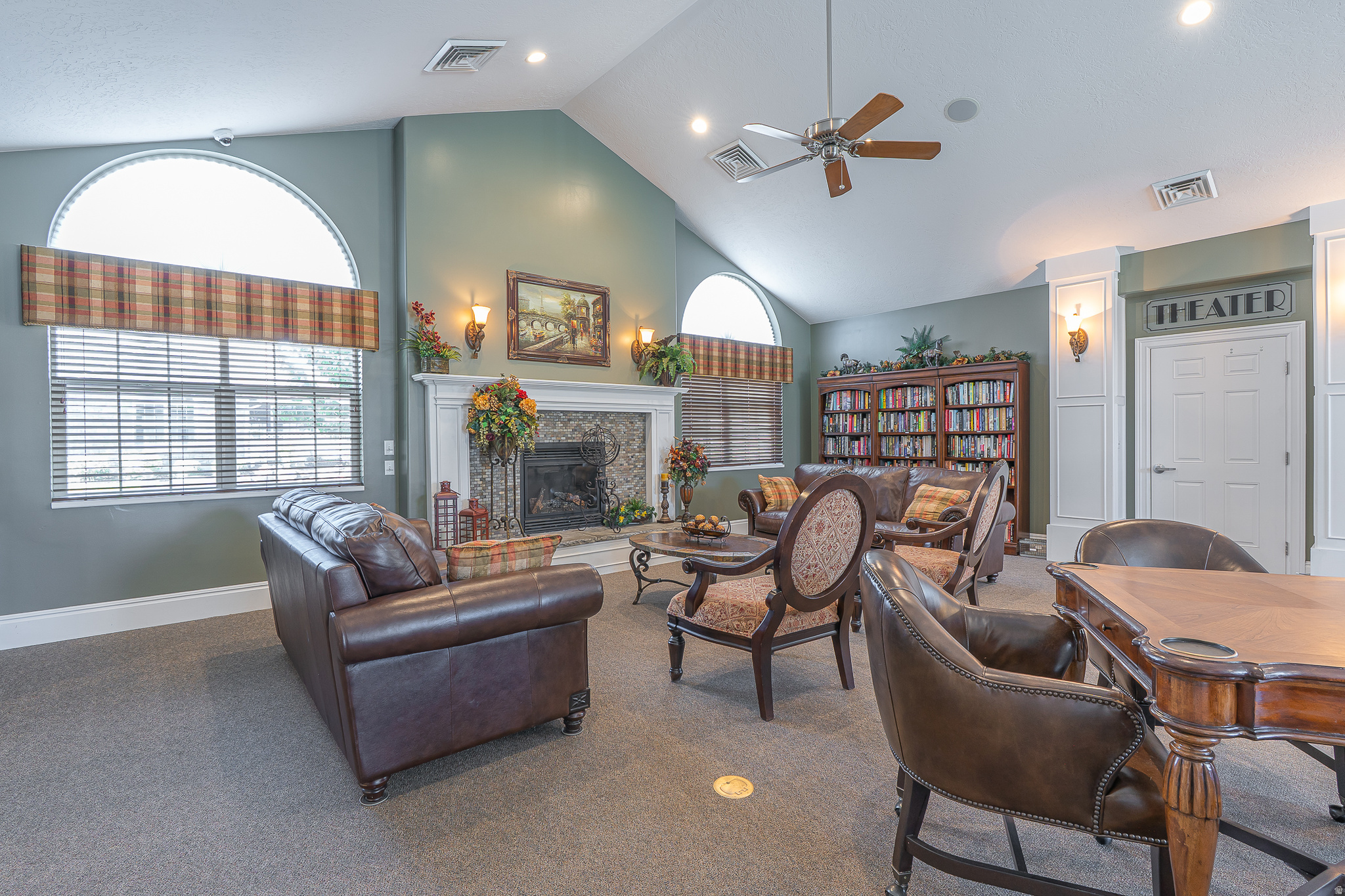 TOWNE CENTER VILLAS - Residential