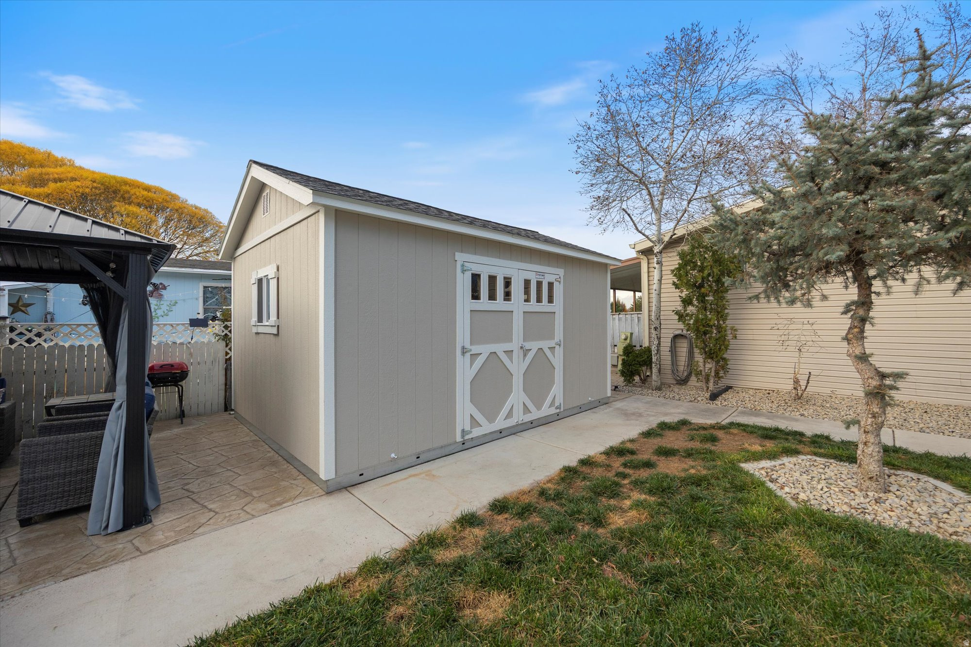 CRESCENTWOOD VILLAGE - Residential