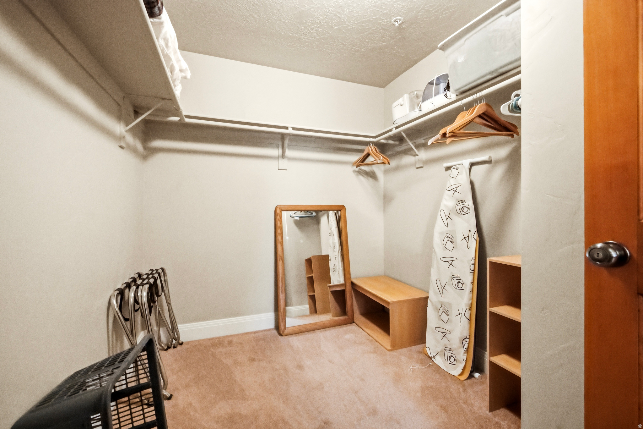 TOWN POINTE - Residential Lease