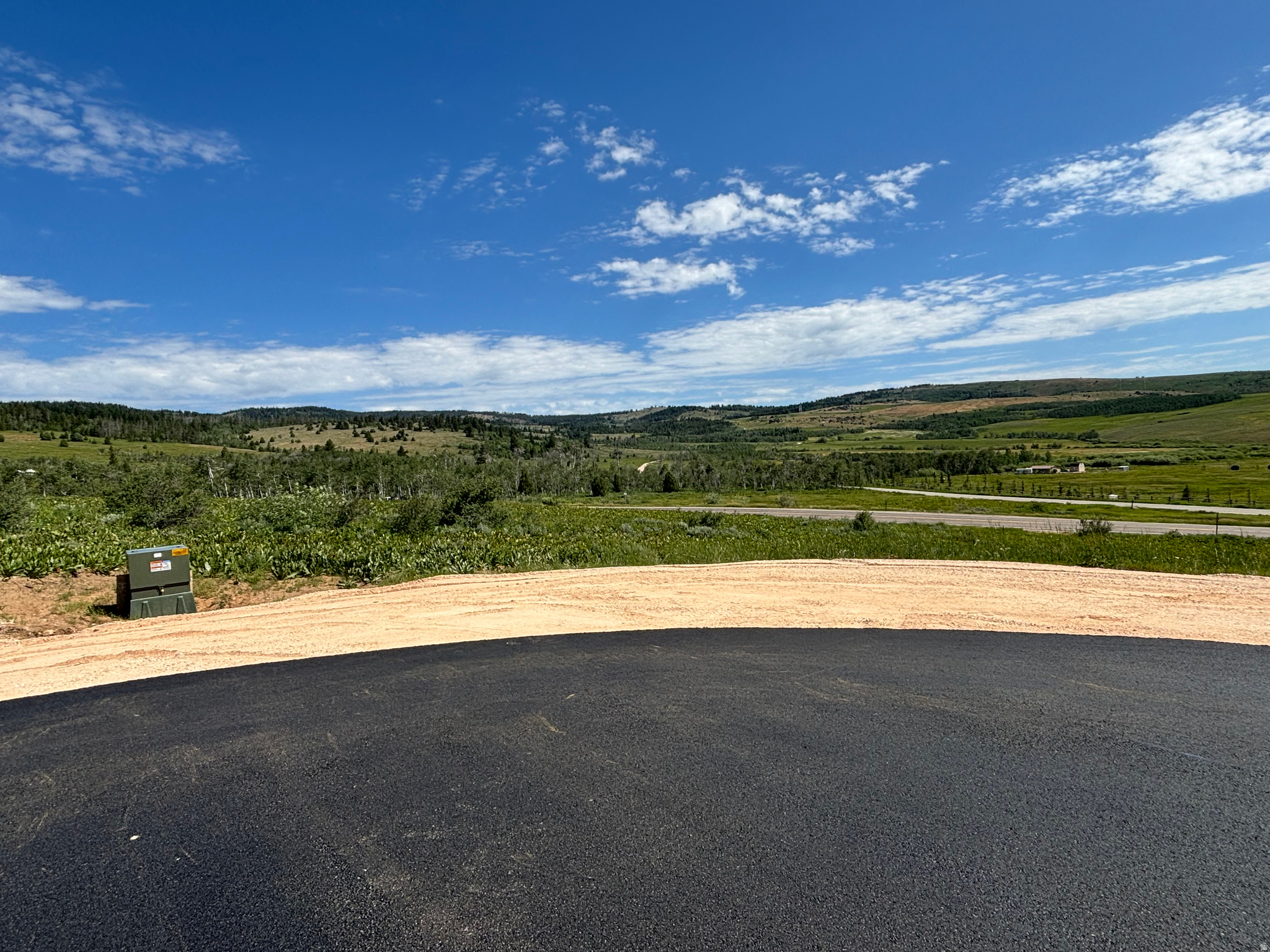 ROCKWELL RIDGE - Land