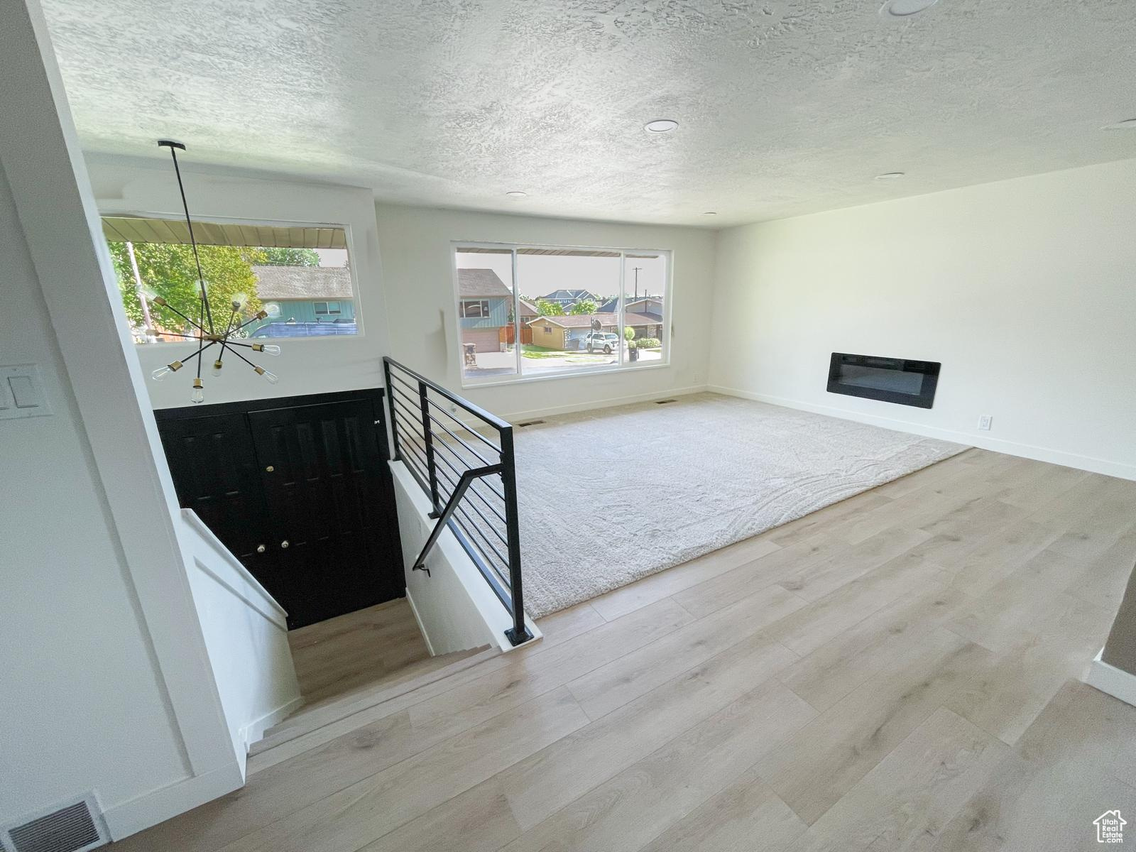 HILLSDALE HEIGHTS - Residential
