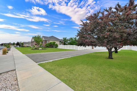 Tiny photo for 2942 W 2175 S, West Haven, UT 84401 (MLS # 2172828)