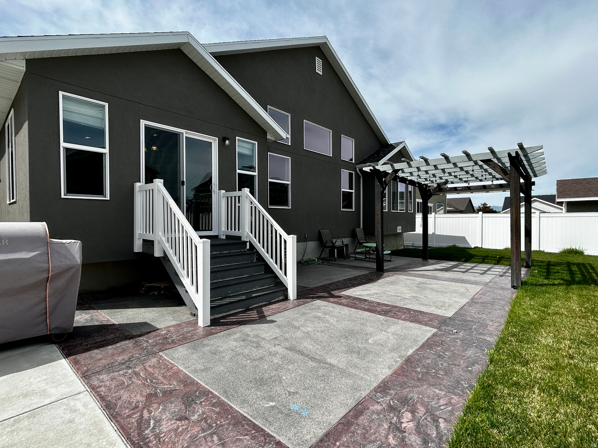 SADDLEBACK PASTURES LLC - Residential