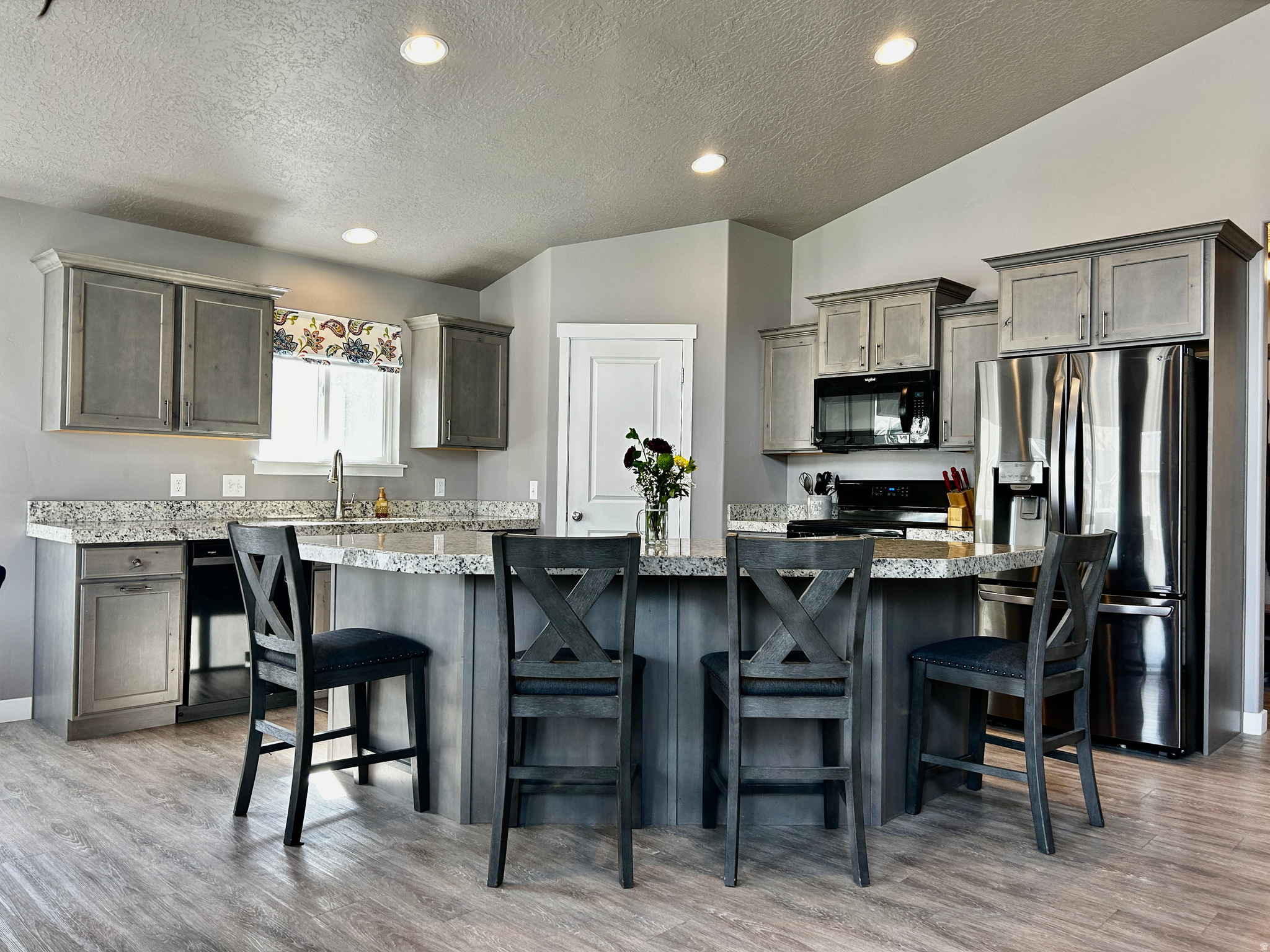 SADDLEBACK PASTURES LLC - Residential