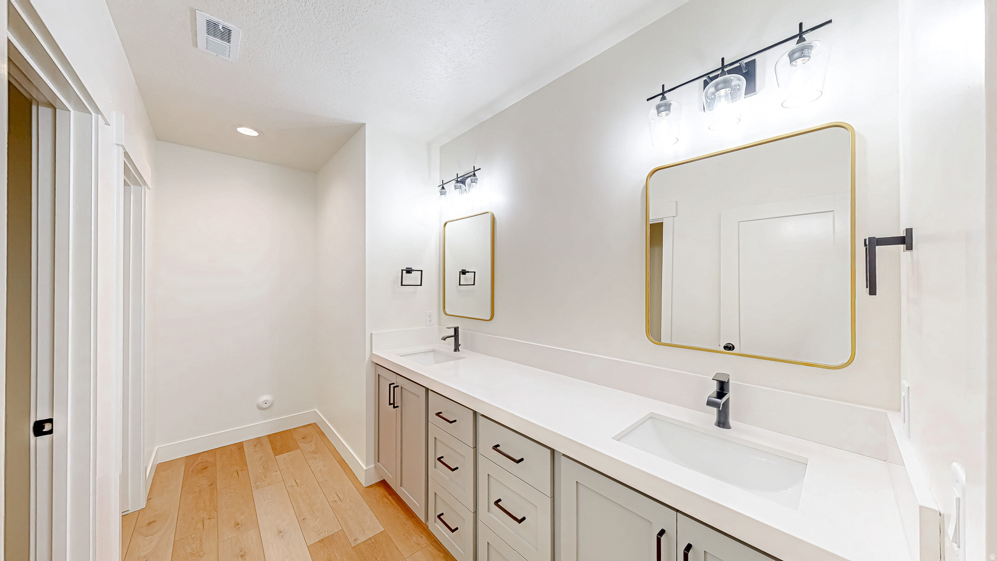 THE ESTATES AT MAPLE - Residential