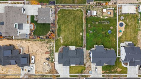 Tiny photo for 897 N MAIN ST ST, Mapleton, UT 84664 (MLS # 2125092)