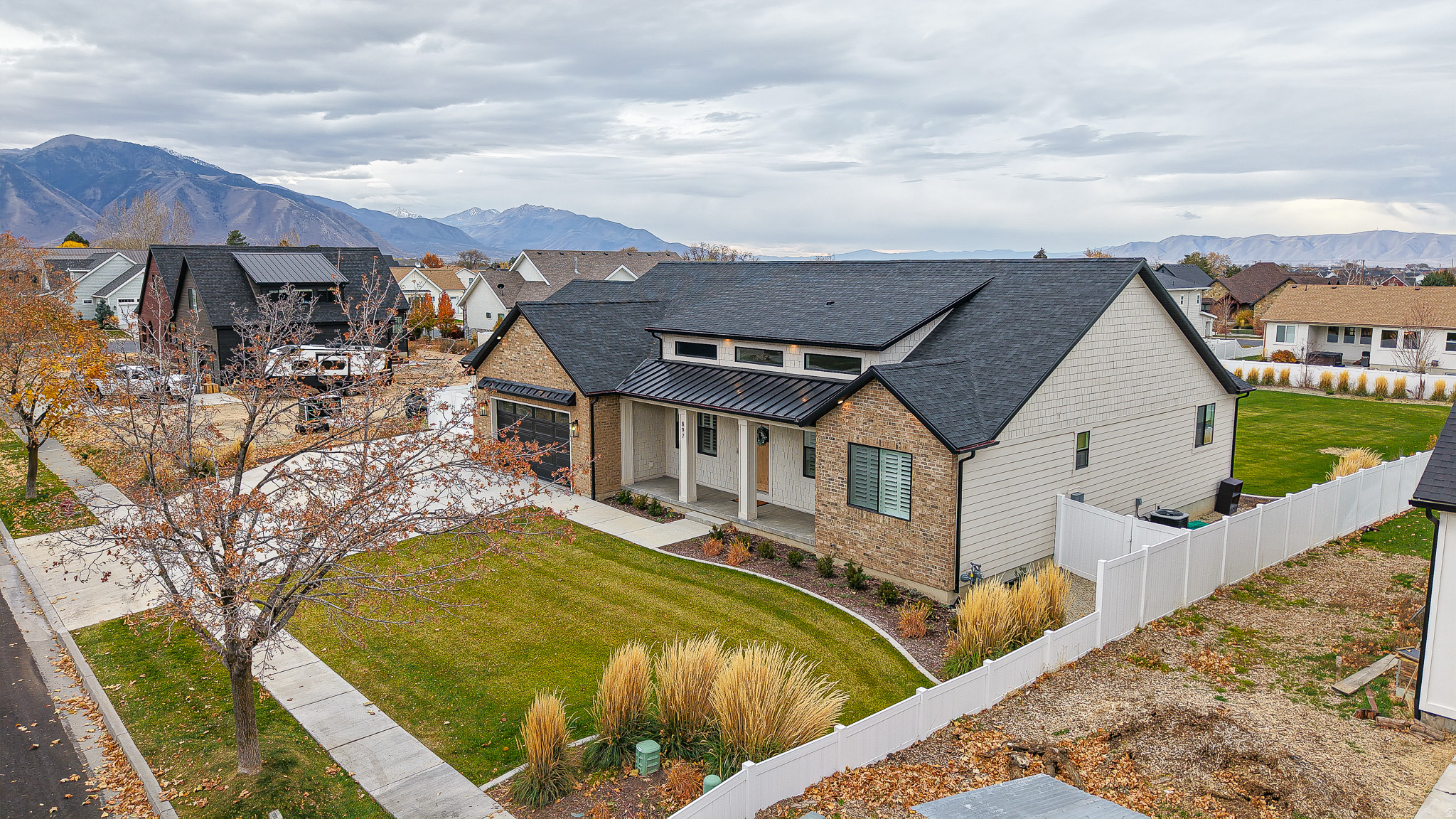 THE ESTATES AT MAPLE - Residential