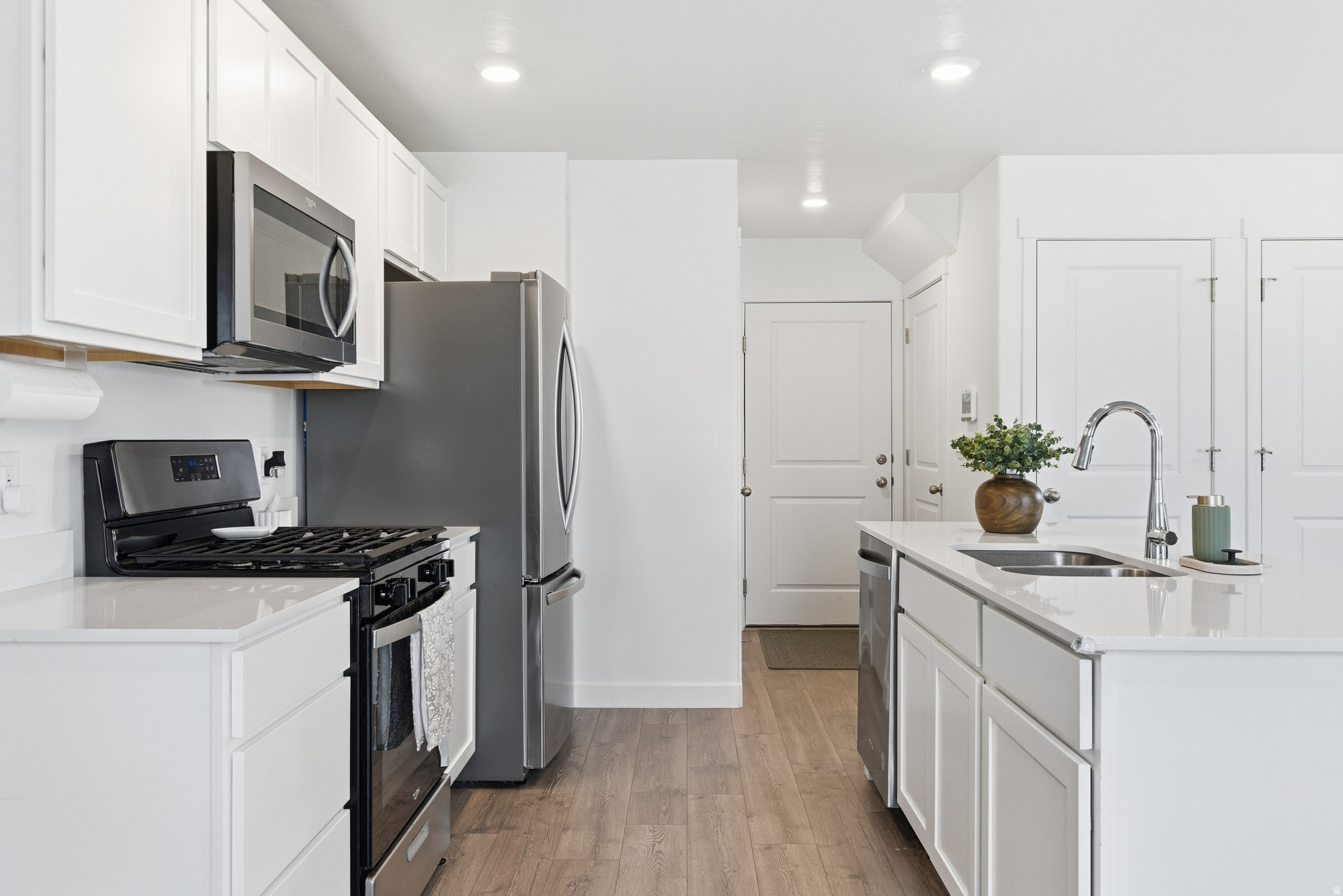 NORTHSHORE - Residential