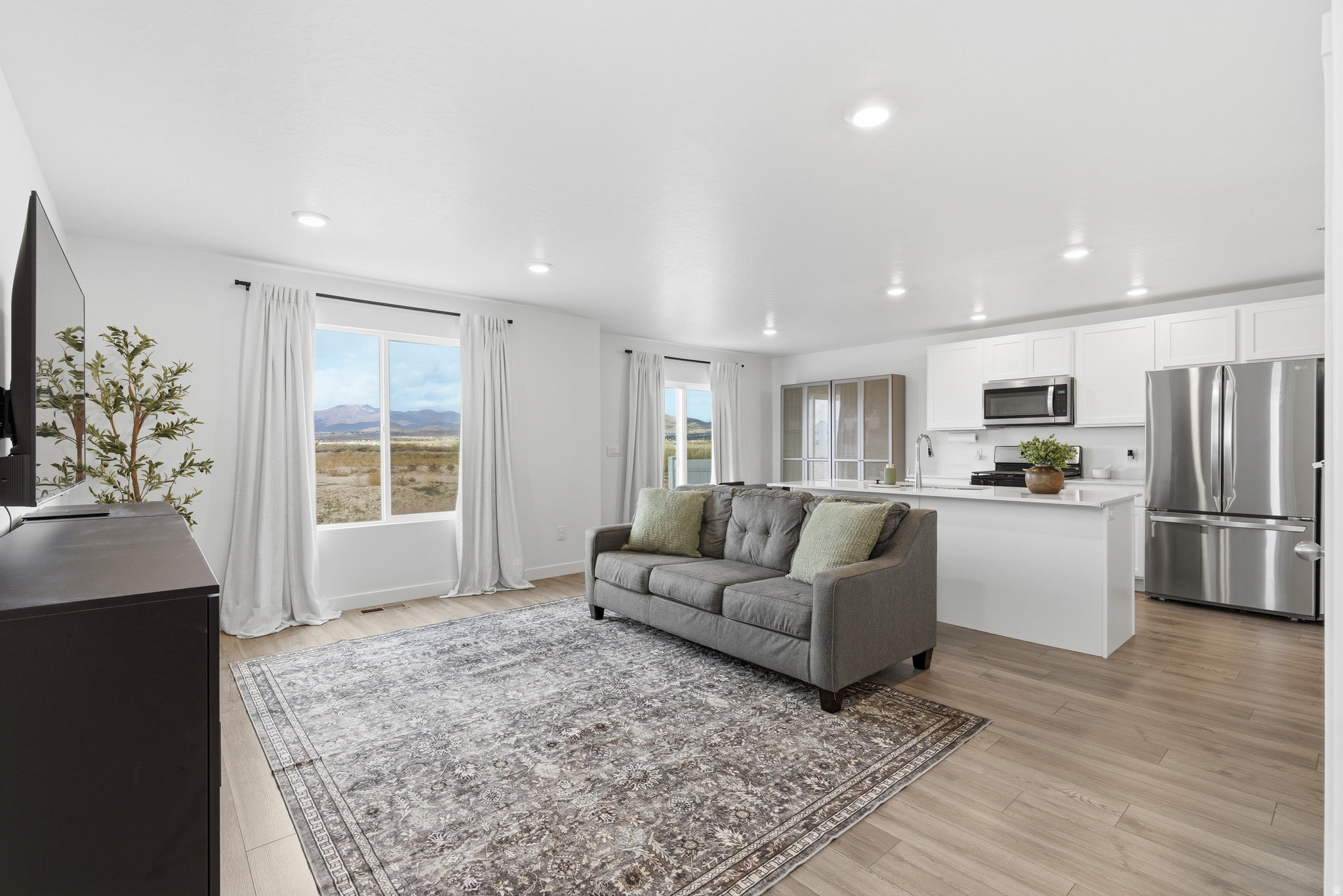 NORTHSHORE - Residential