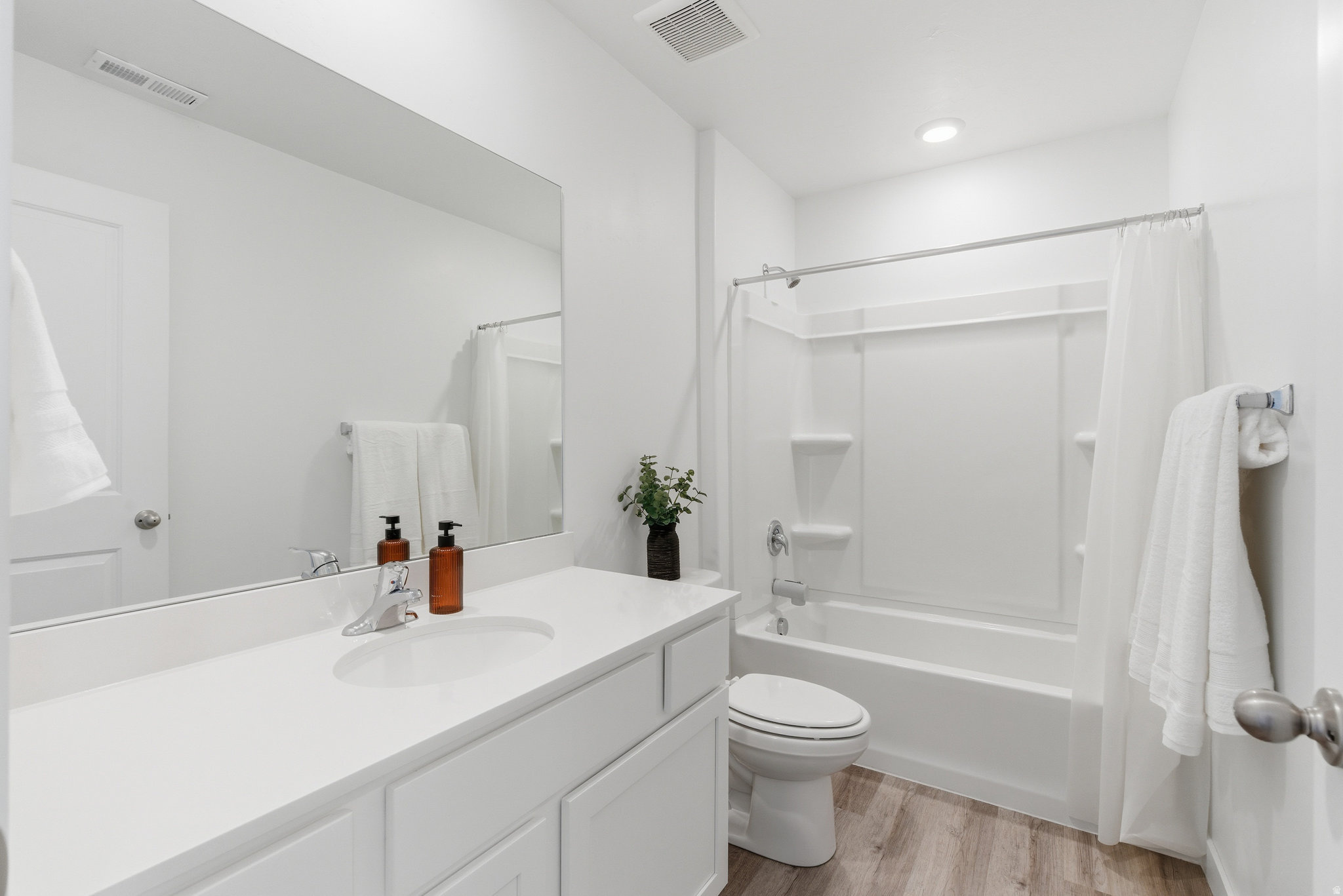 NORTHSHORE - Residential