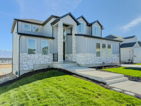 Photo of 1308 S BOXELDER DR, Saratoga Springs, UT 84045 (MLS # 2116318)