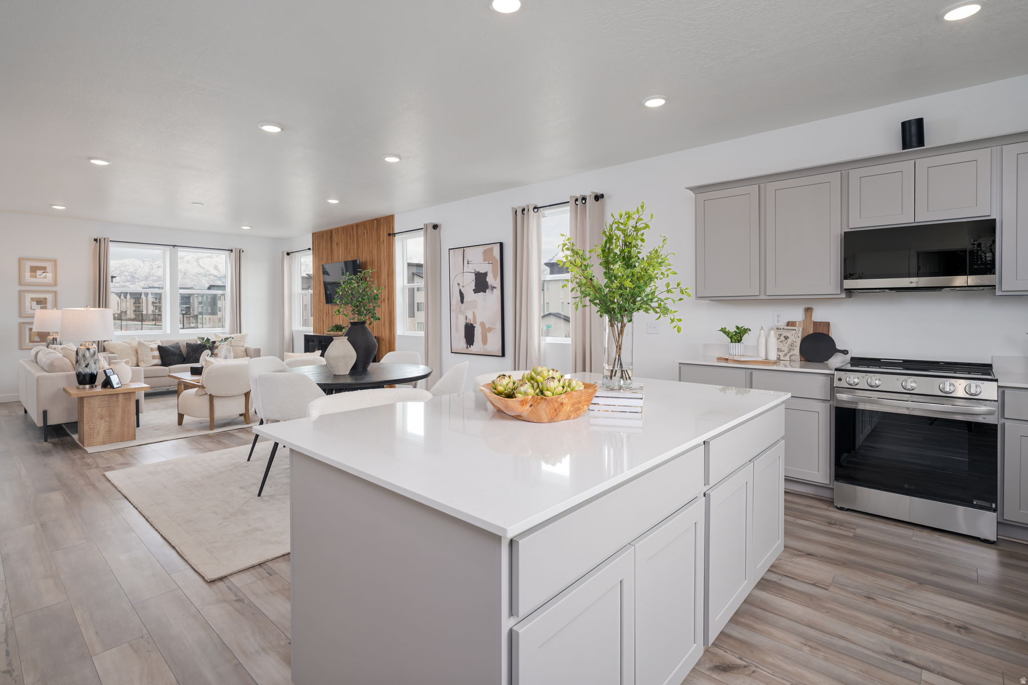 HIGHLINE AT AMERICAN FORK - Residential