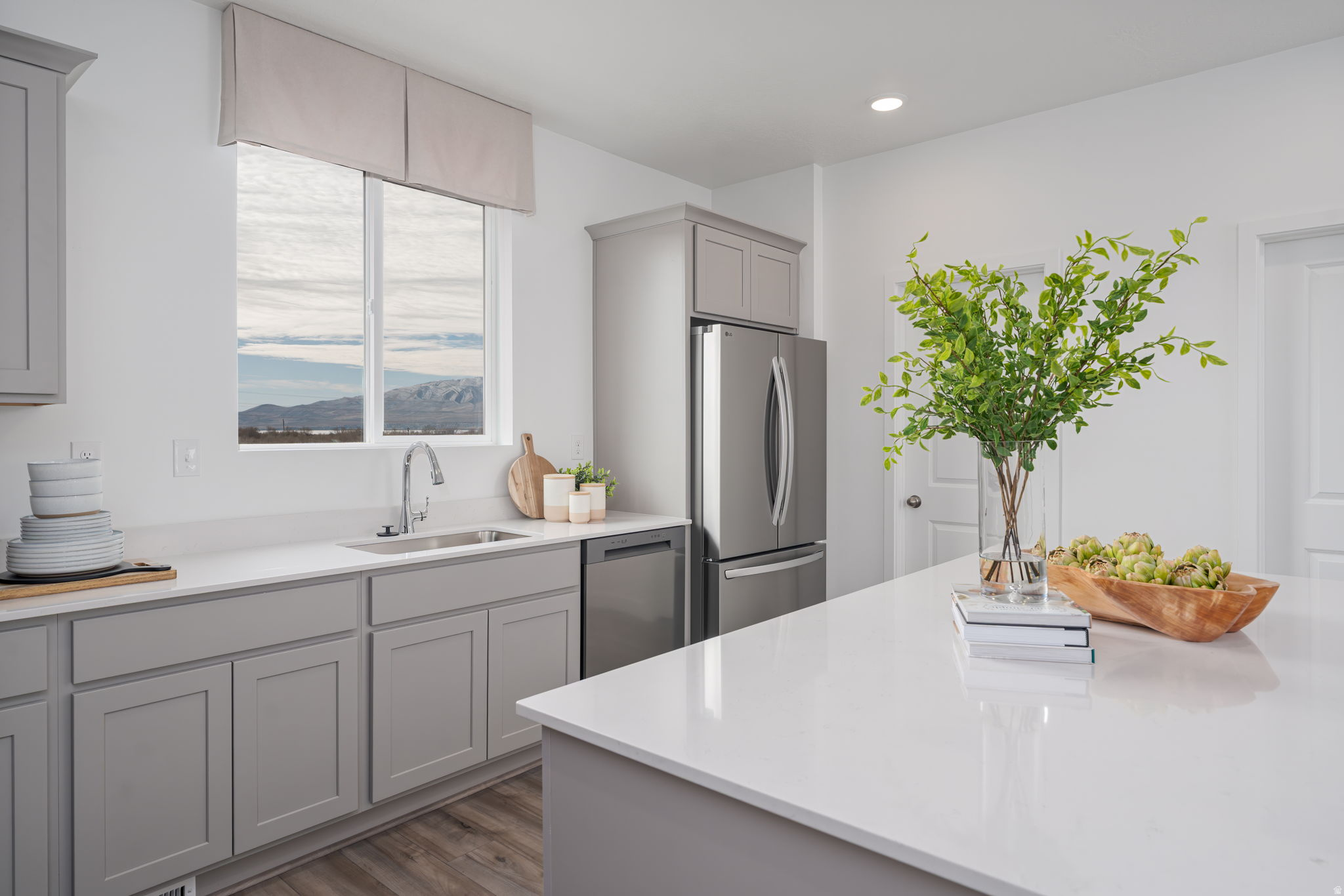 HIGHLINE AT AMERICAN FORK - Residential