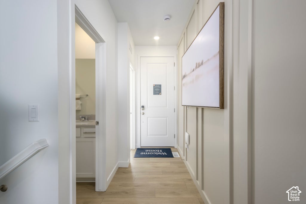 Photo of 1879 N AUGUST BEAUTY LN #3238, Saratoga Springs, UT 84045 (MLS # 2190705)