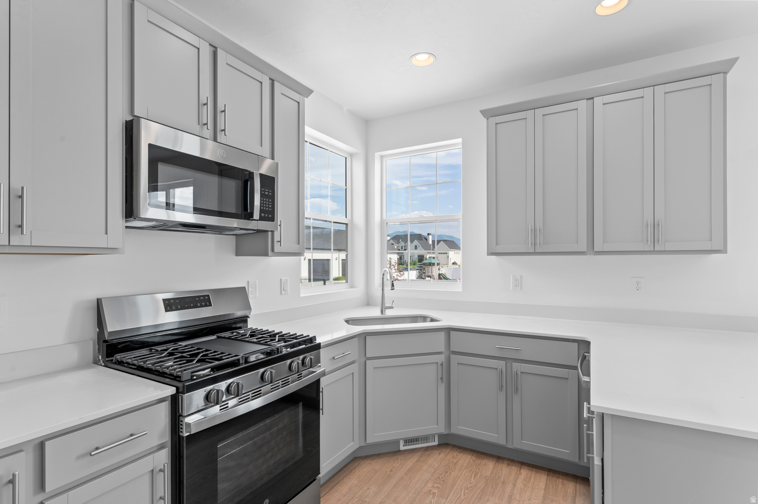 SAGEWOOD VILLAGE COTTAGE 1141 - Residential