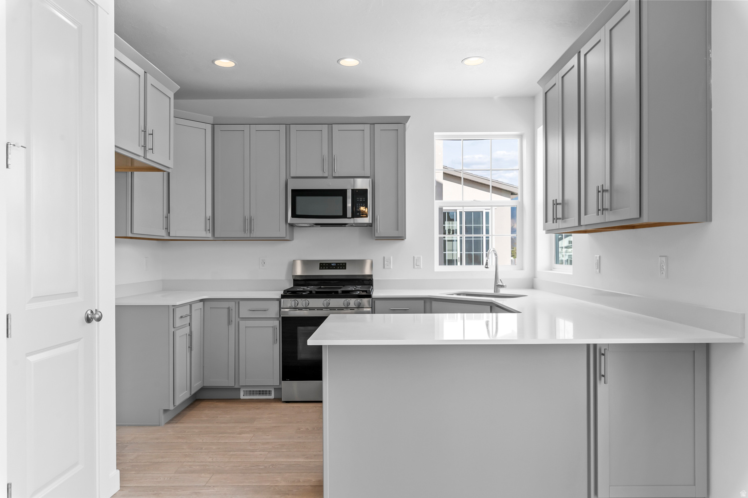 SAGEWOOD VILLAGE COTTAGE 1141 - Residential