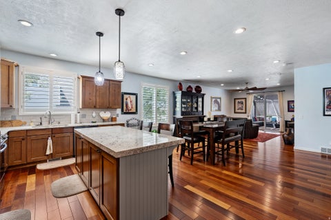 Tiny photo for 11508 S HARVEST RAIN AVE, South Jordan, UT 84009 (MLS # 2158774)