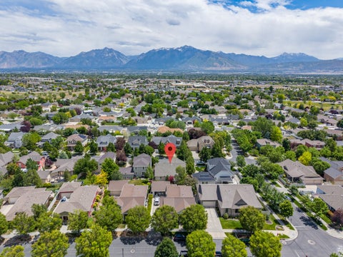 Tiny photo for 11508 S HARVEST RAIN AVE, South Jordan, UT 84009 (MLS # 2158774)