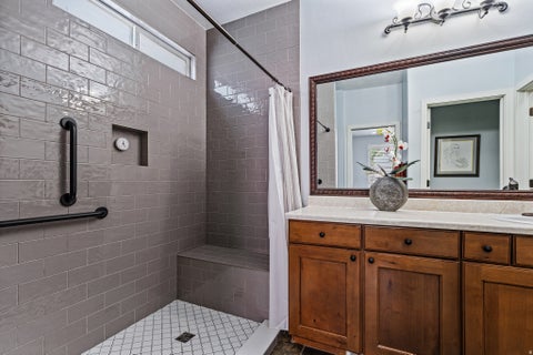 Tiny photo for 11508 S HARVEST RAIN AVE, South Jordan, UT 84009 (MLS # 2158774)