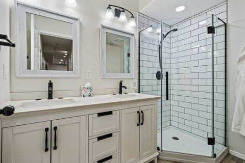 Tiny photo for 11508 S HARVEST RAIN AVE, South Jordan, UT 84009 (MLS # 2158774)