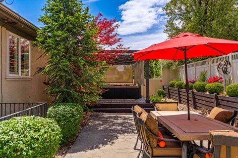 Tiny photo for 11508 S HARVEST RAIN AVE, South Jordan, UT 84009 (MLS # 2158774)