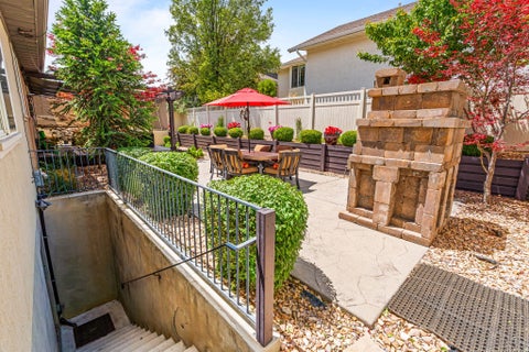 Tiny photo for 11508 S HARVEST RAIN AVE, South Jordan, UT 84009 (MLS # 2158774)