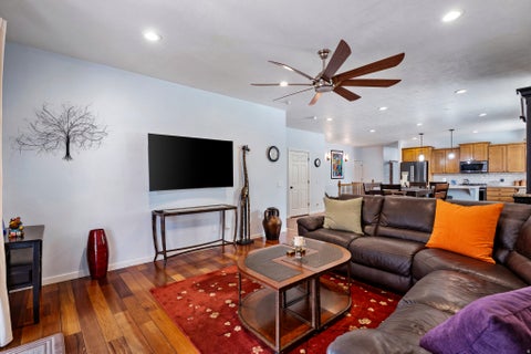 Tiny photo for 11508 S HARVEST RAIN AVE, South Jordan, UT 84009 (MLS # 2158774)