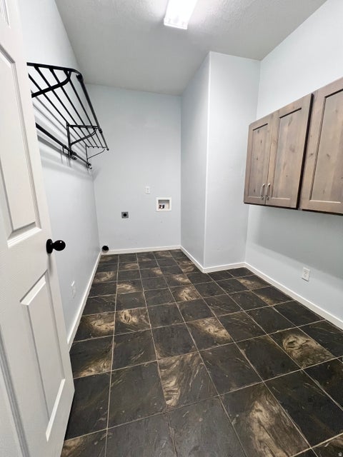 Tiny photo for 11508 S HARVEST RAIN AVE, South Jordan, UT 84009 (MLS # 2158774)