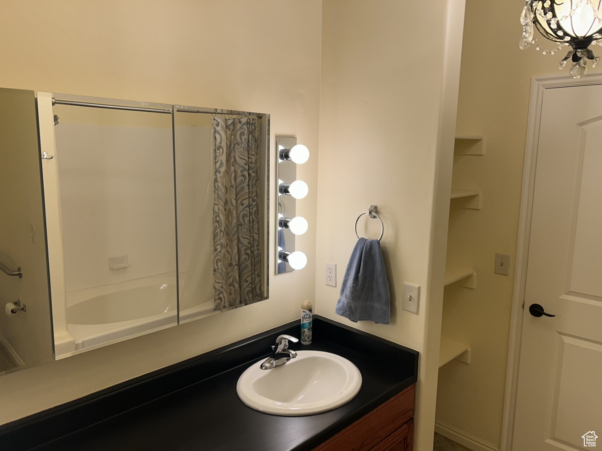 6330 S Laura Jo Ln, Taylorsville, Utah image 11