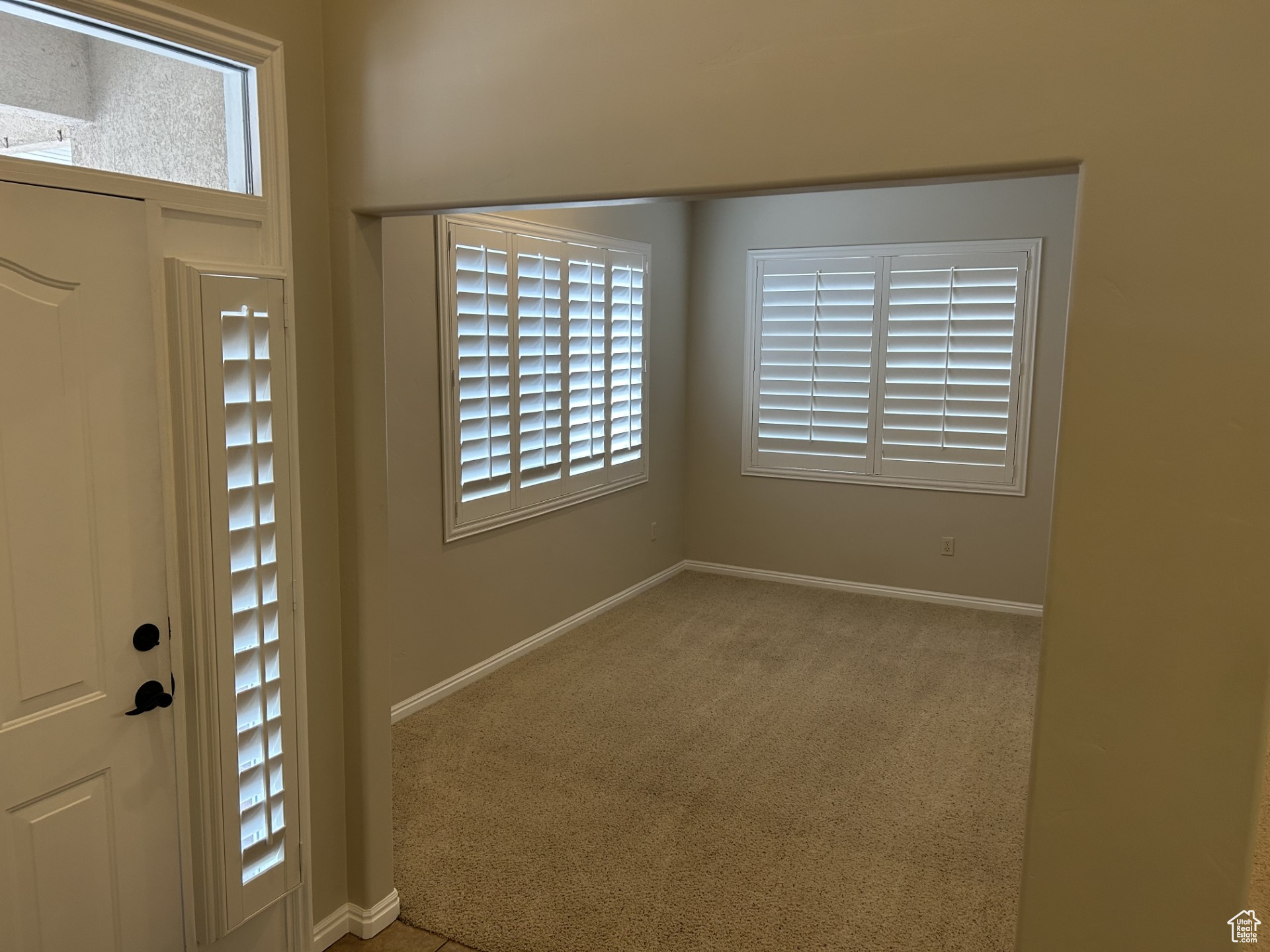 6330 S Laura Jo Ln, Taylorsville, Utah image 3