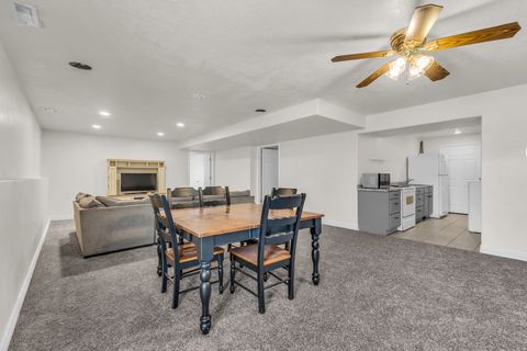 Tiny photo for 1536 W MISTY BREEZE CIR S, Kaysville, UT 84037 (MLS # 2159142)