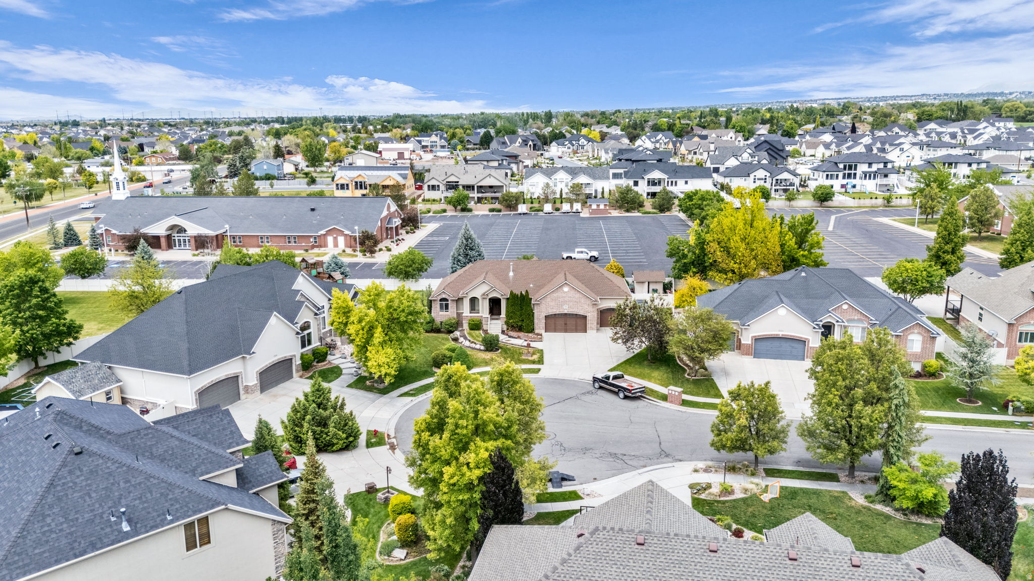 MOUNTAIN VISTAS - Residential