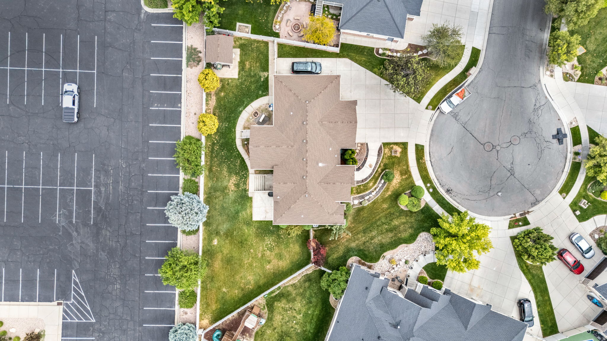 MOUNTAIN VISTAS - Residential