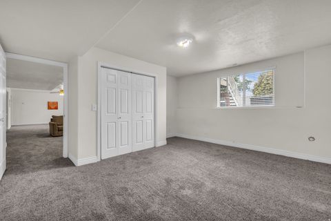 Tiny photo for 1536 W MISTY BREEZE CIR S, Kaysville, UT 84037 (MLS # 2159142)