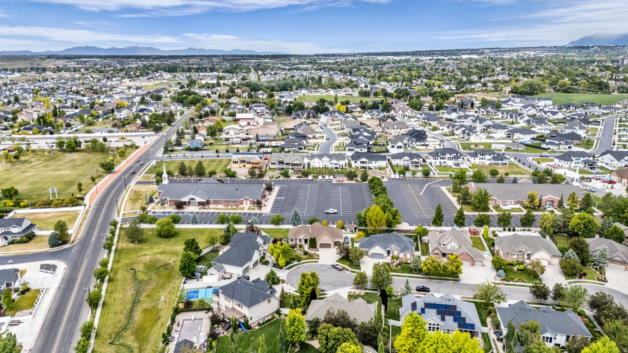 MOUNTAIN VISTAS - Residential