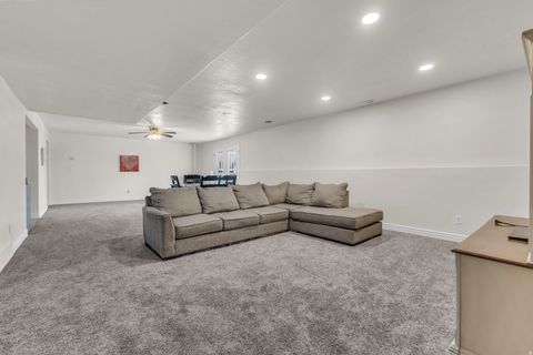 Tiny photo for 1536 W MISTY BREEZE CIR S, Kaysville, UT 84037 (MLS # 2159142)