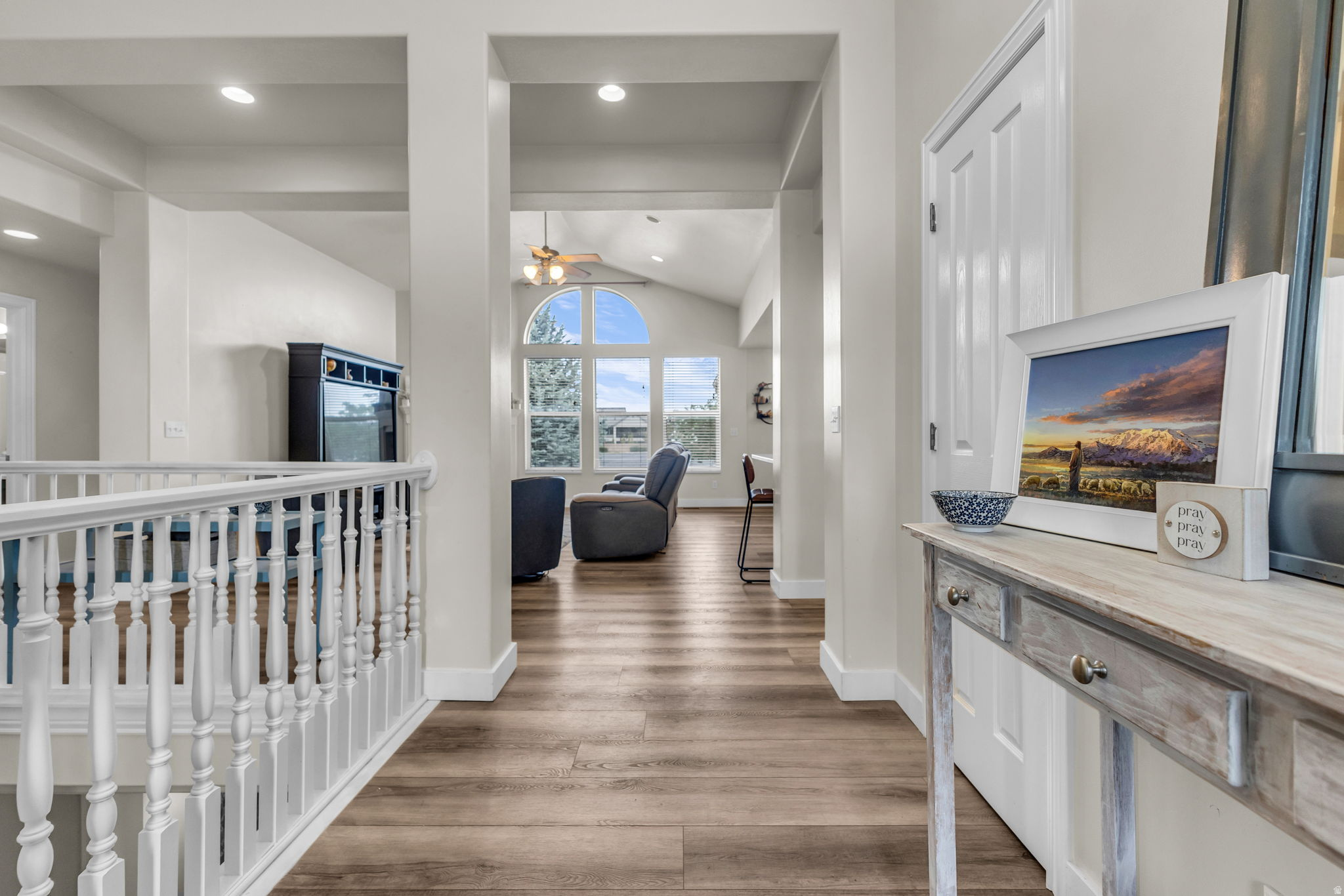 MOUNTAIN VISTAS - Residential