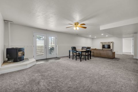 Tiny photo for 1536 W MISTY BREEZE CIR S, Kaysville, UT 84037 (MLS # 2159142)