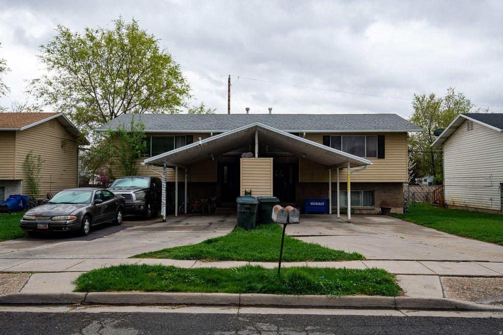 Photo of 1913 W HYANNIS DR, West Valley City, UT 84119 (MLS # 2155066)