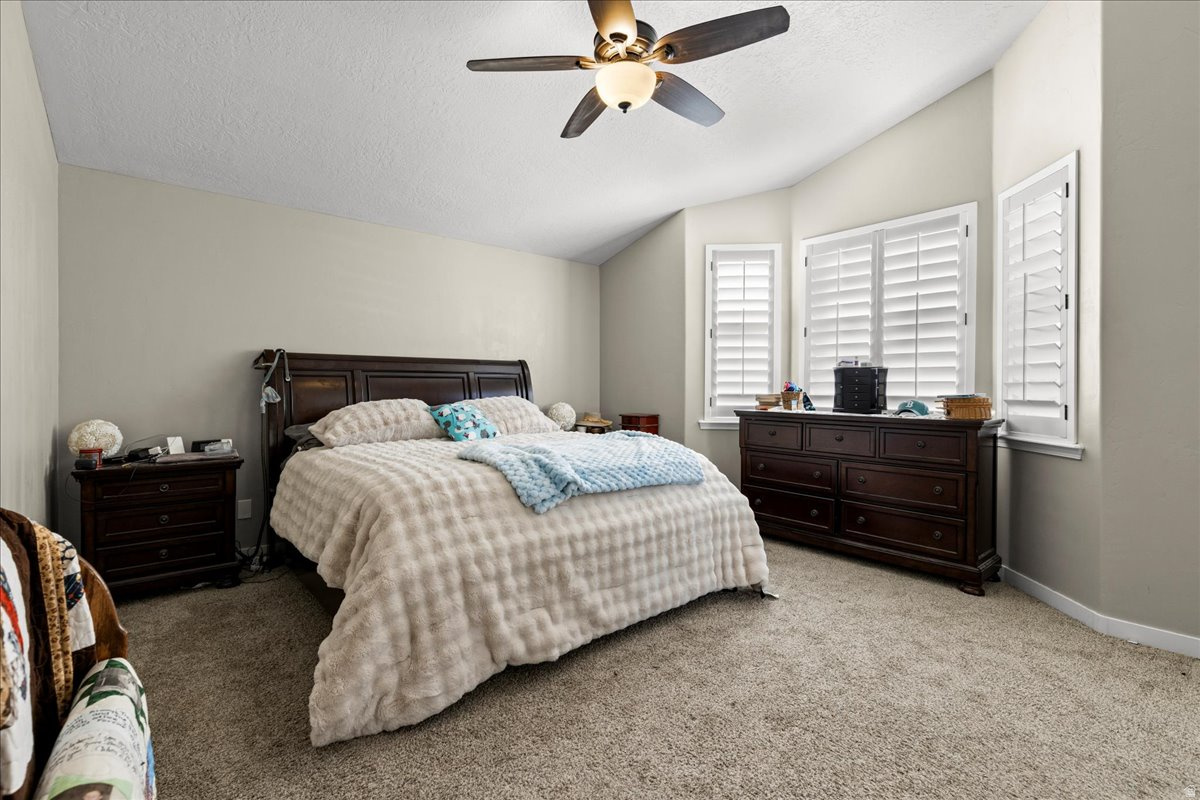 SOUTH WILLOW - Residential